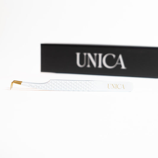 90 Degree Lash Tweezers - Unica Beauty